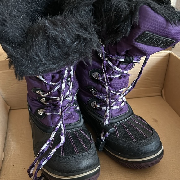 Free add on - Superfit Snow Boots Size 1 - Picture 5 of 5